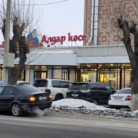 1 Комнатные Апартаменты На Ауэзова 236 Kokčetau Exteriér fotografie